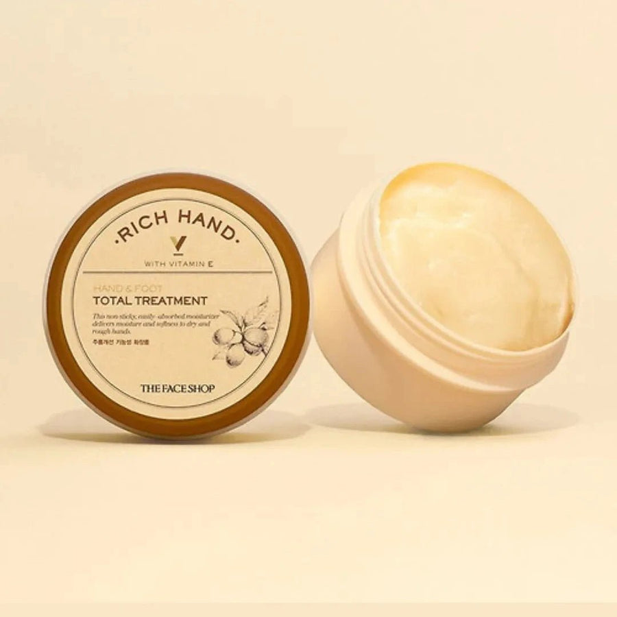 THE FACE SHOP - Rich Hand V Hand & Foot Total Treatment rankų kremas - haru.lt
Gilaus maitinimo rankų ir kojų kremas su karite sviestu, saulėgrąžų sėklų aliejumi ir marulos sėklų aliejumi